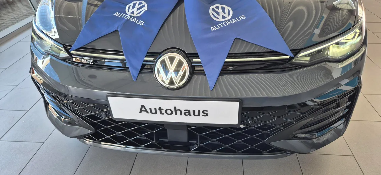 Golf RLine Plus 1.4 TSI 110 kW 8speed Tiptronic — photo 4