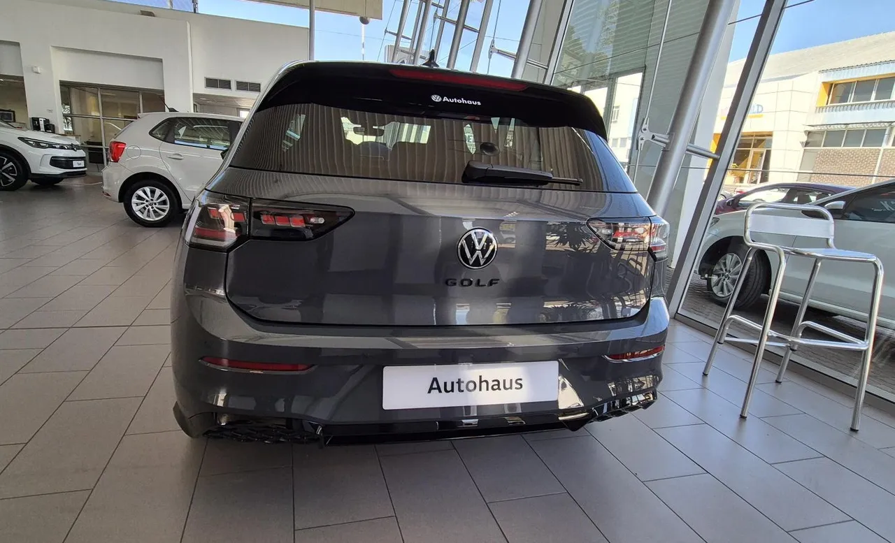 Golf RLine Plus 1.4 TSI 110 kW 8speed Tiptronic — photo 3