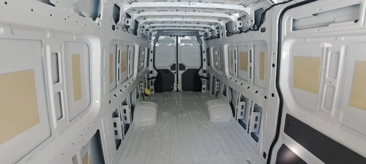 CRAFTER 50 TDI 2.0 XLWB Auto — photo 6