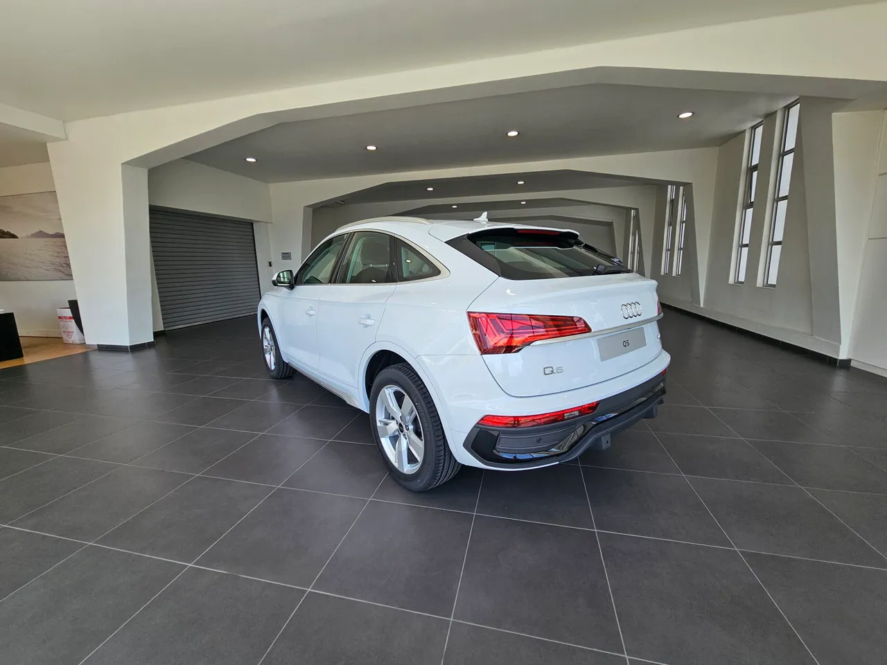 DEMO Audi Q5 Sportback 40 TDI — photo 7