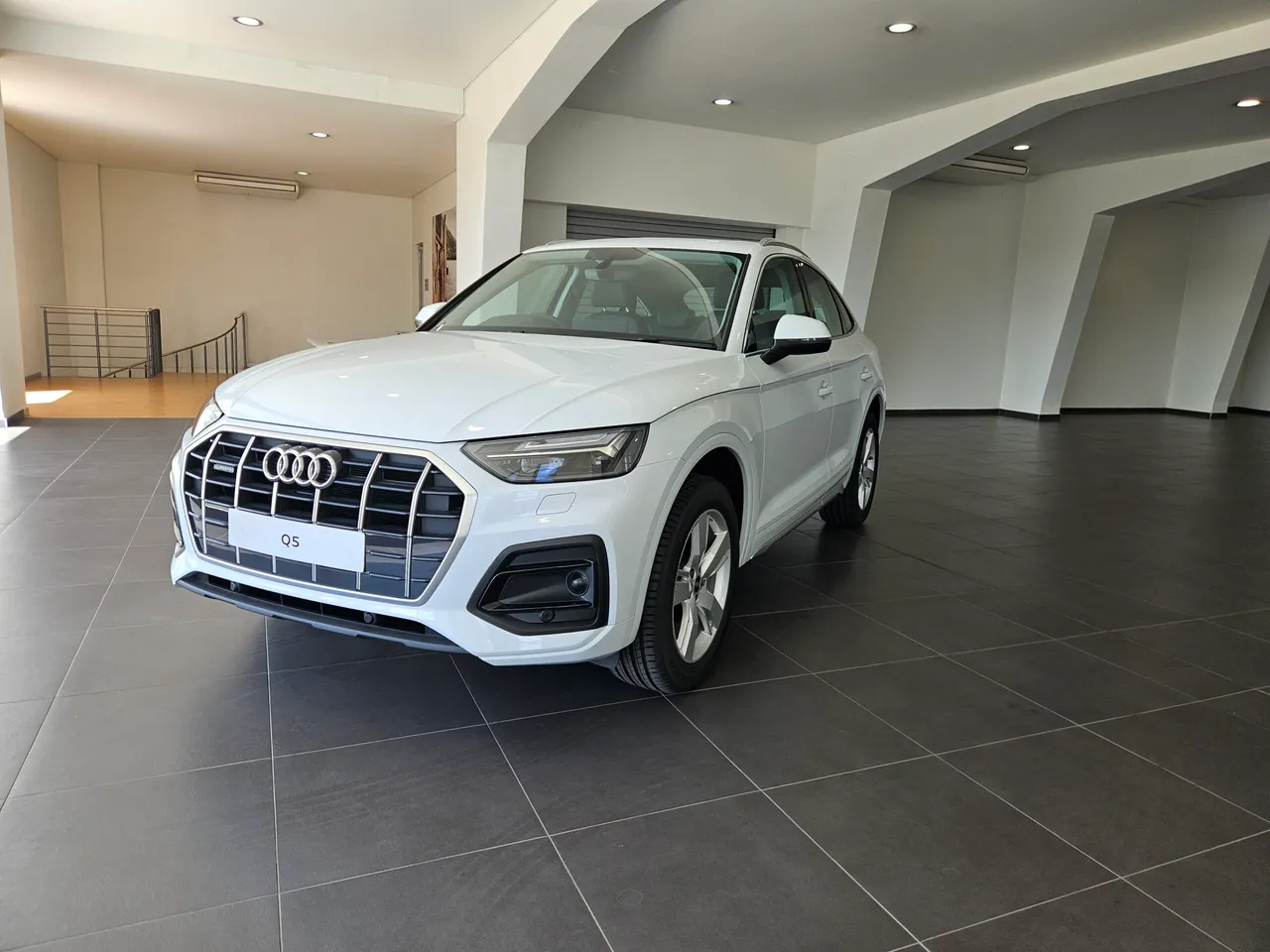 DEMO Audi Q5 Sportback 40 TDI — photo 5