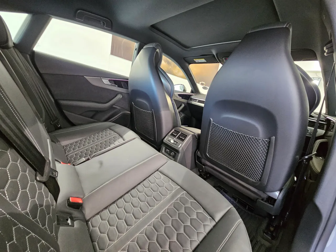 Audi RS 5 Sportback Quattro — photo 5