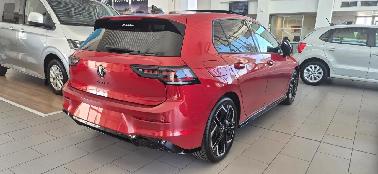 Golf R-Line Plus 1.4 TSI Tiptronic® — photo 4