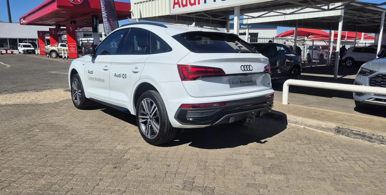 AUDI Q5 SPORTBACK 40 TDI — photo 8