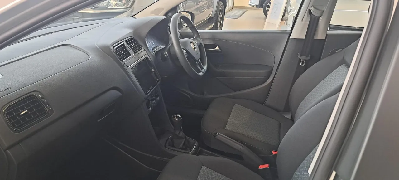 Demo Polo Vivo 1.4 Life — photo 4