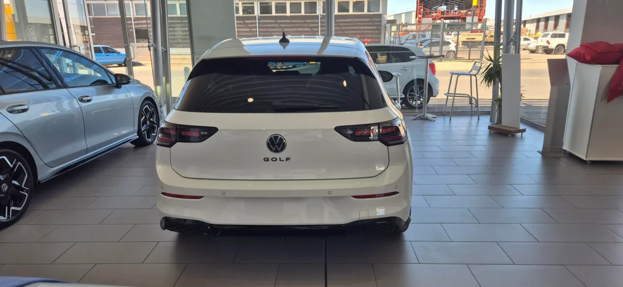 Golf R-Line Plus 1.4 TSI Tiptronic — photo 3