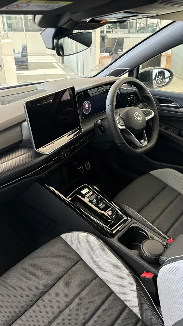 Golf TSI R-Line 110kw — photo 5