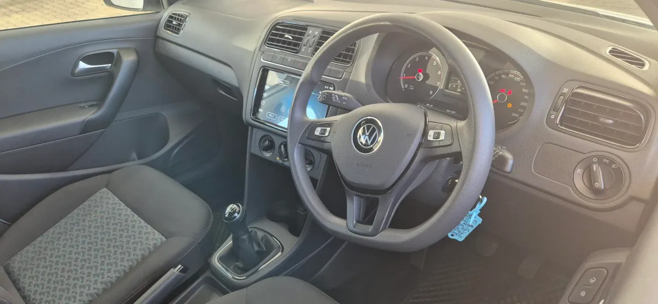 POLO VIVO 1.4 LIFE — photo 7