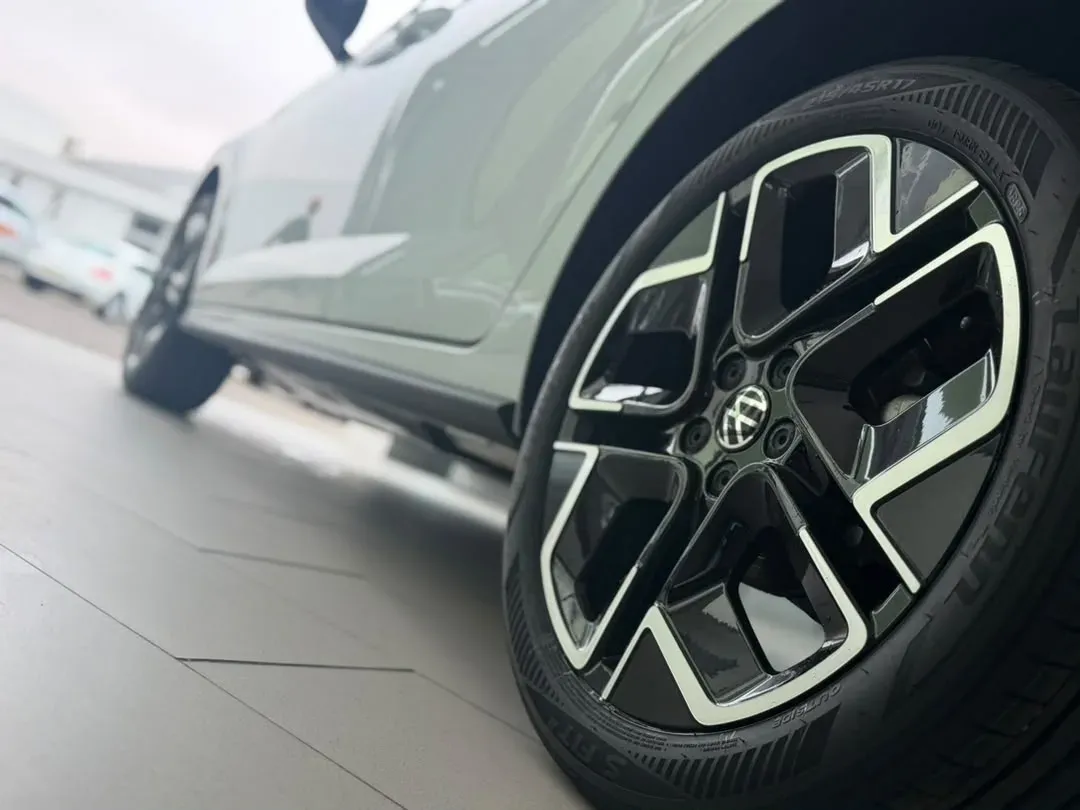 POLO R-LINE 1.0 TSI 85KW 7SPEED DSG — photo 6