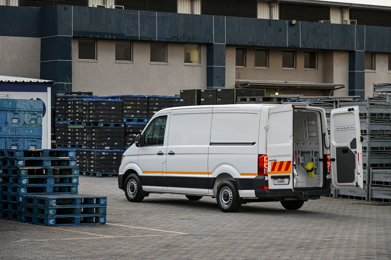 CRAFTER 50 TDI 2.0 XLWB Auto — photo 5