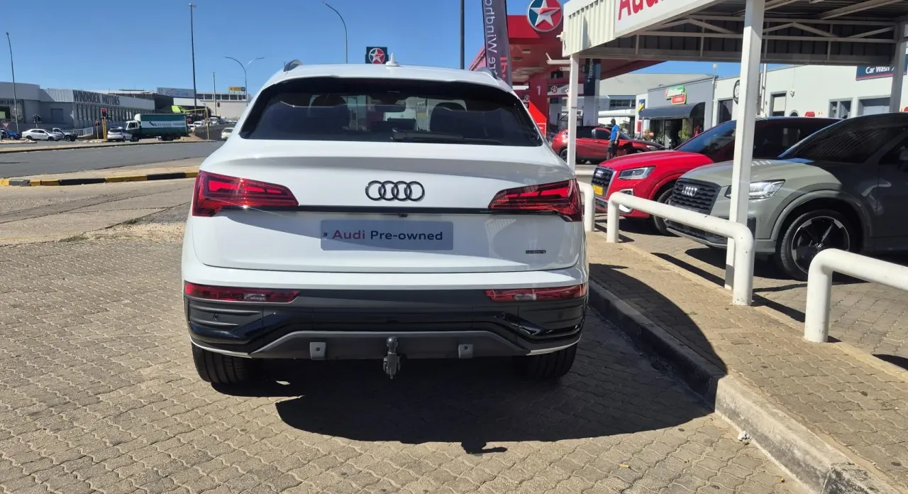 AUDI Q5 SPORTBACK 40 TDI — photo 4