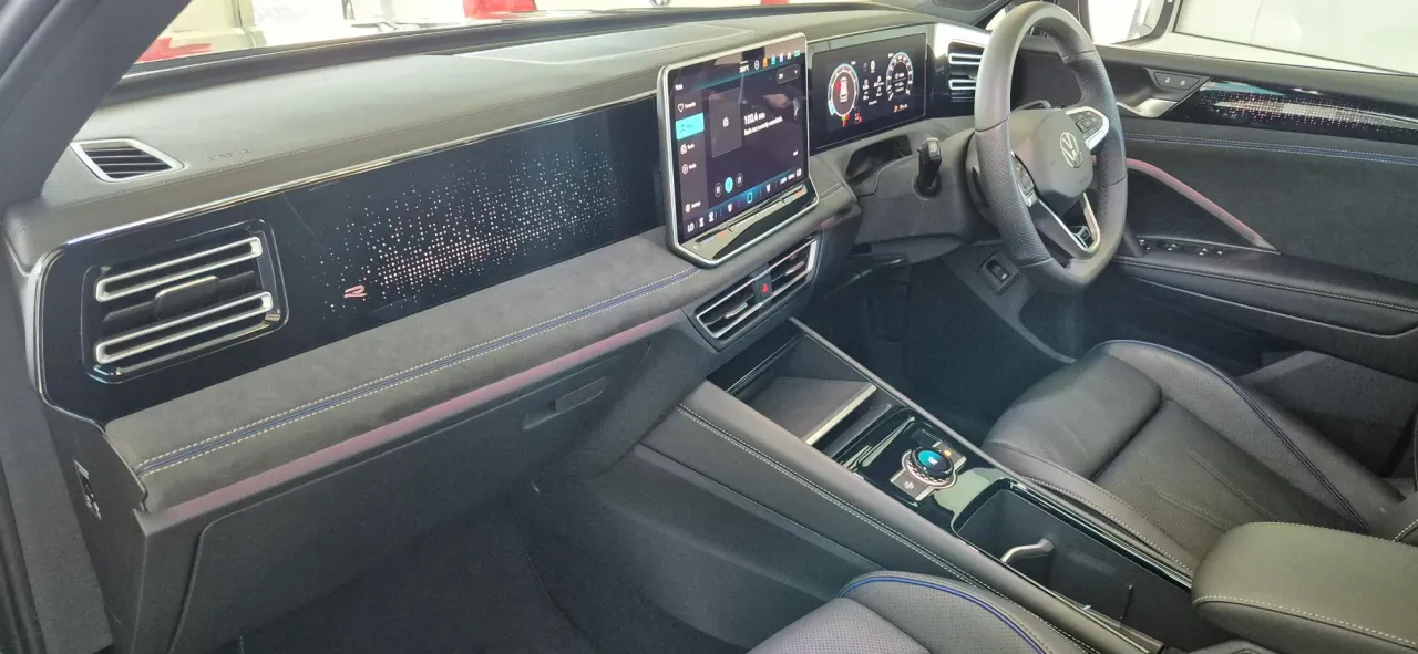 Tiguan R-Line 2.0 TSI DSG — photo 4
