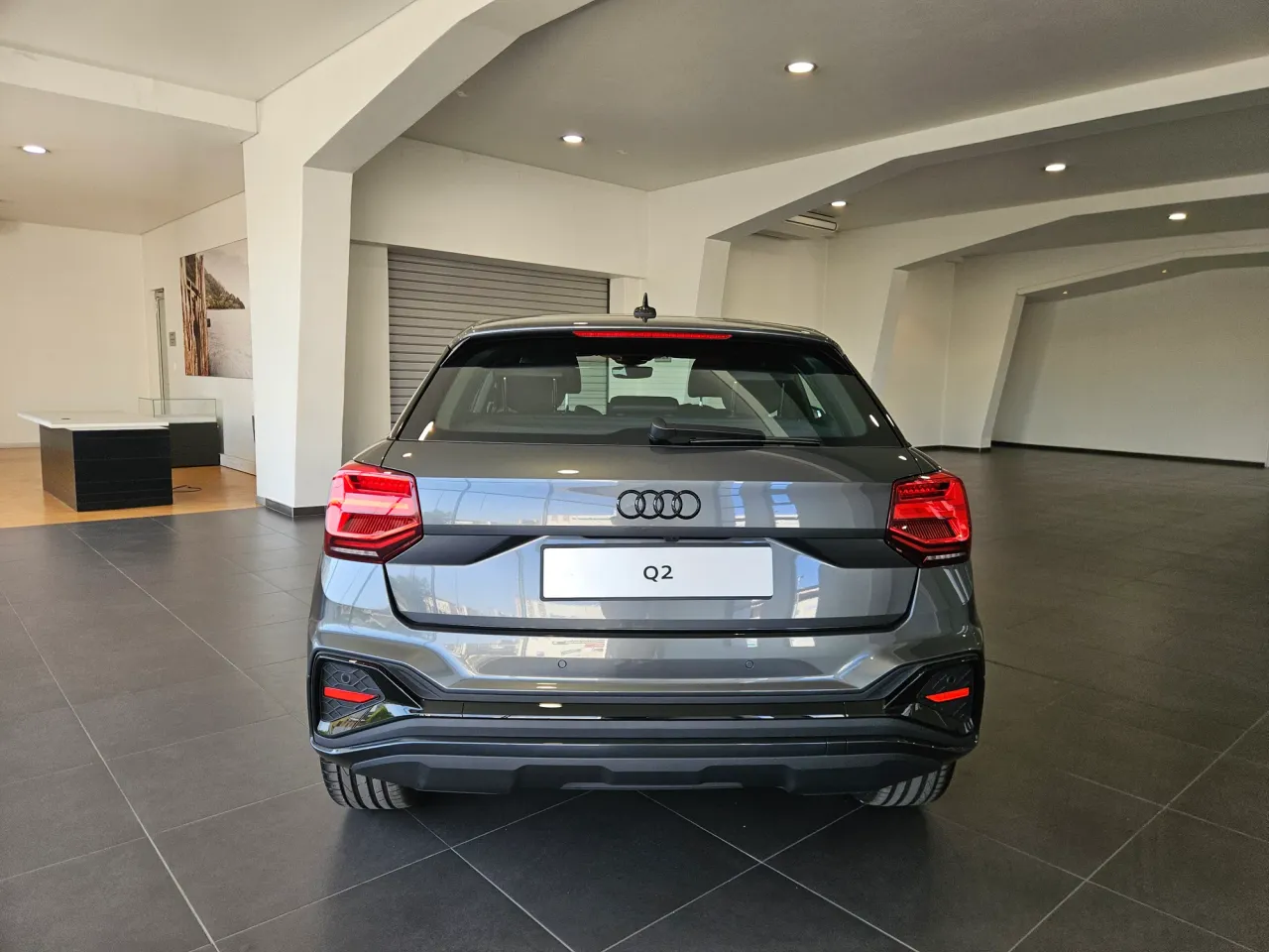 DEMO Audi Q2 TFSI Tiptronic Black Edition — photo 4