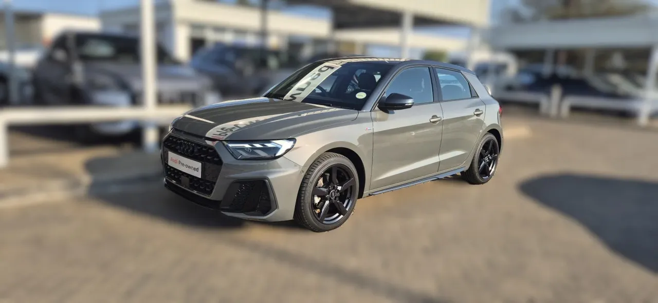 AUDI A1 SPORTBACK TFSI S TRONIC BLACK EDITION — photo 3