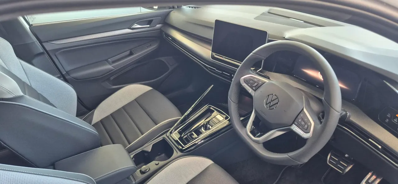 Golf R-Line Plus 1.4 TSI Tiptronic — photo 6