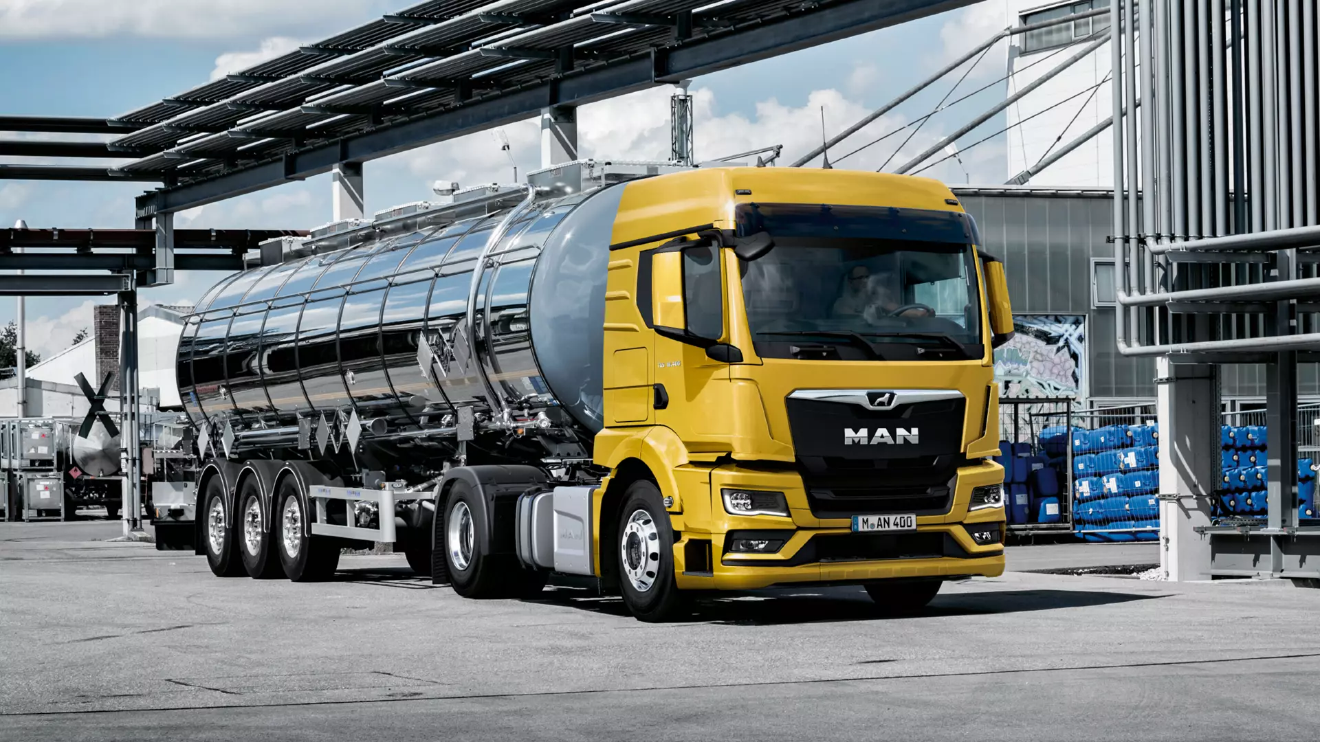 MAN Tanker & Silo Trucks: Packed with intelligent solutions