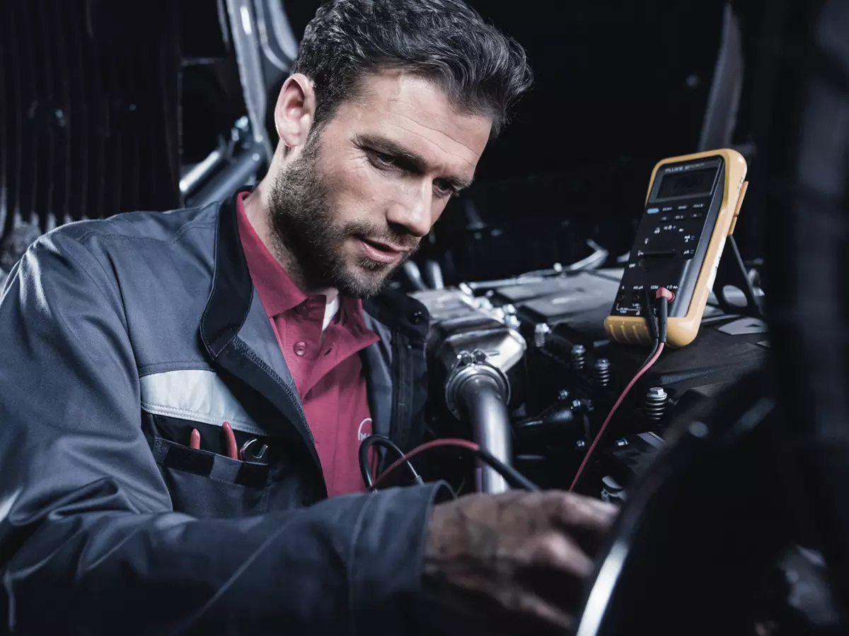Knowing what lies ahead: the MAN Service contracts