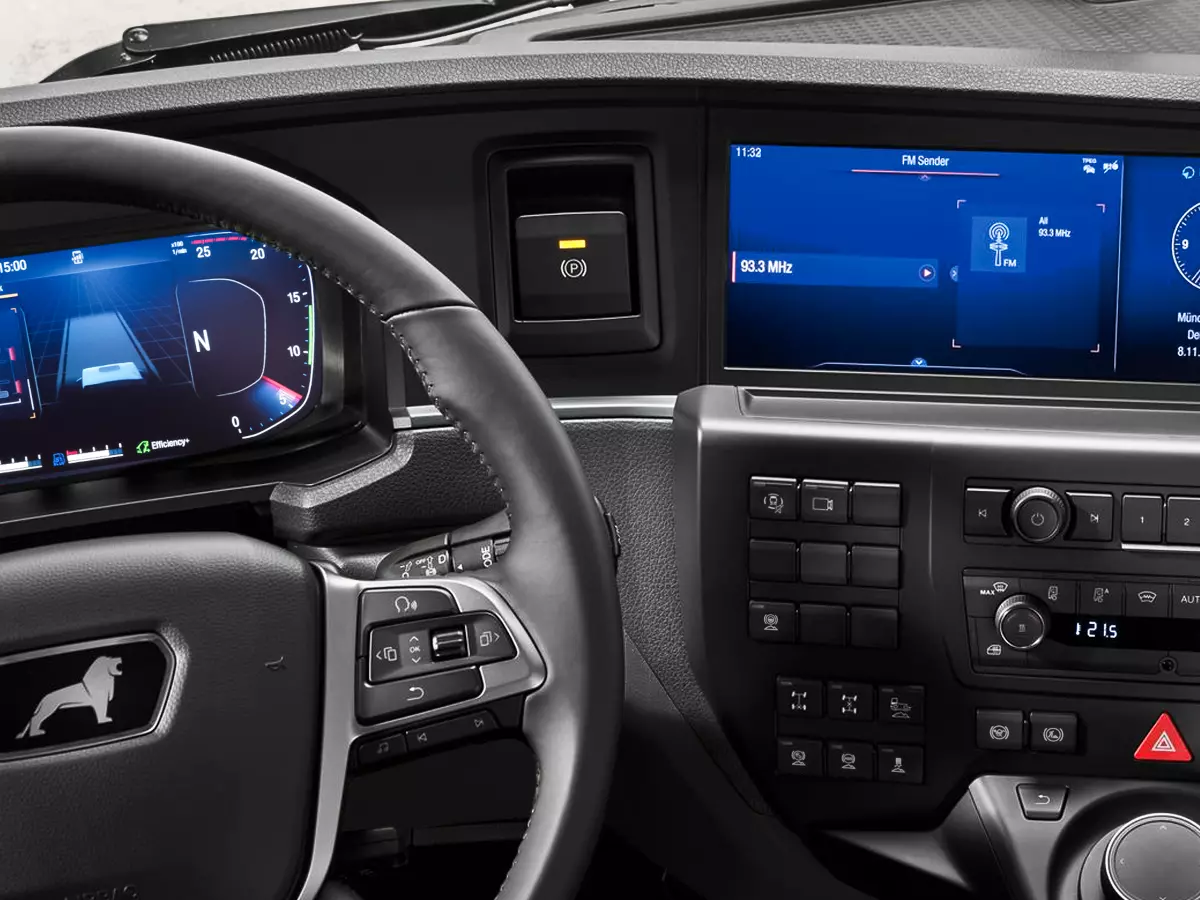 The TGS is equipped with a modular vehicle electrical system.